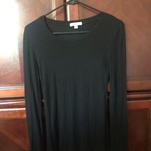 Zenana Outfitters long sleeved shirt/blk